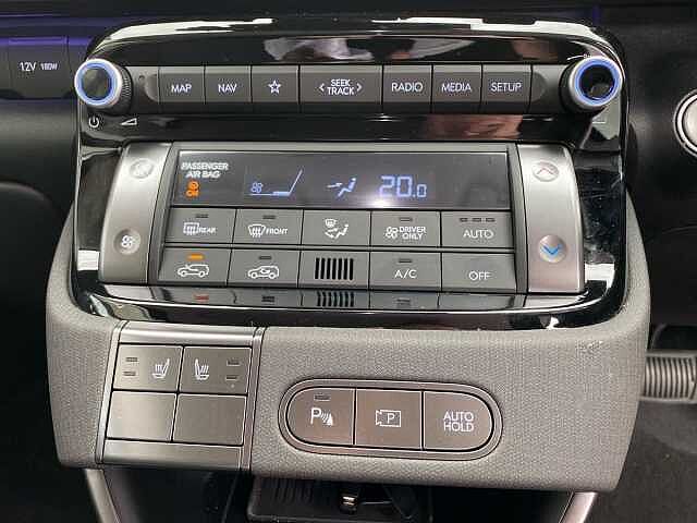 Hyundai INSTER 85Kw 02 49Kwh 5Dr Auto