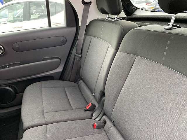 Hyundai INSTER 85Kw 02 49Kwh 5Dr Auto