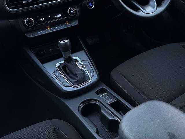 Hyundai KONA 1.6 H-Gdi Premium Suv 5Dr Petrol Hybrid Dct Euro 6 (S/S) (141 Ps)