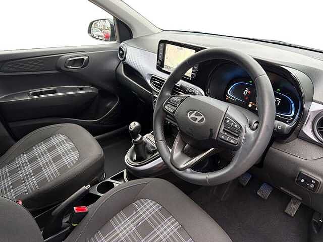 Hyundai I10 1.2 Premium Hatchback 5Dr Petrol Manual Euro 6 (S/S) (84 Ps)