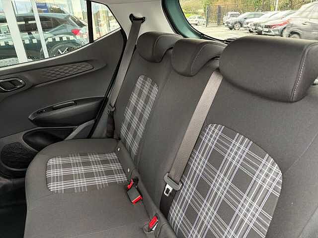 Hyundai I10 1.2 Premium Hatchback 5Dr Petrol Manual Euro 6 (S/S) (84 Ps)