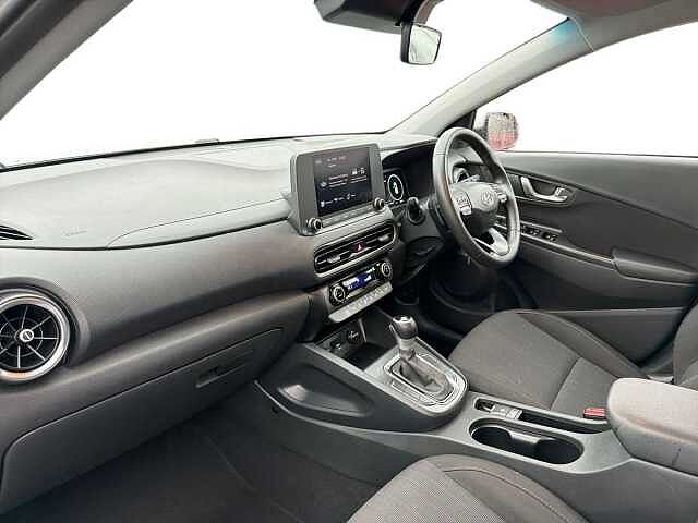 Hyundai KONA 1.6 H-Gdi Se Connect Suv 5Dr Petrol Hybrid Dct Euro 6 (S/S) (141 Ps)
