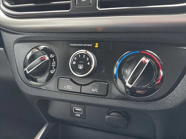 Hyundai I10 1.2 Premium Hatchback 5Dr Petrol Auto Euro 6 (S/S) (84 Ps)