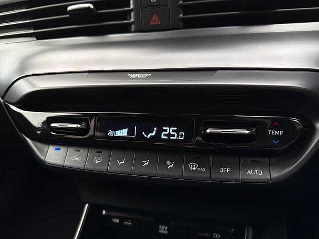 Hyundai BAYON 1.0 T-Gdi Mhev Premium Suv 5Dr Petrol Hybrid Dct Euro 6 (S/S) (100 Ps)