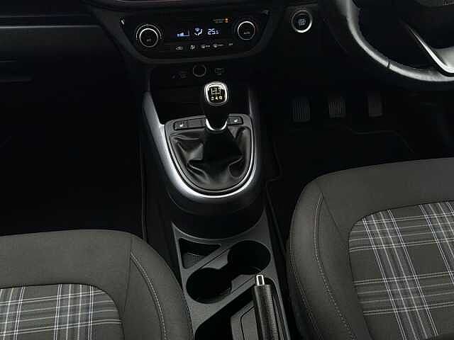 Hyundai I10 1.0 Premium Hatchback 5Dr Petrol Manual Euro 6 (S/S) (67 Ps)