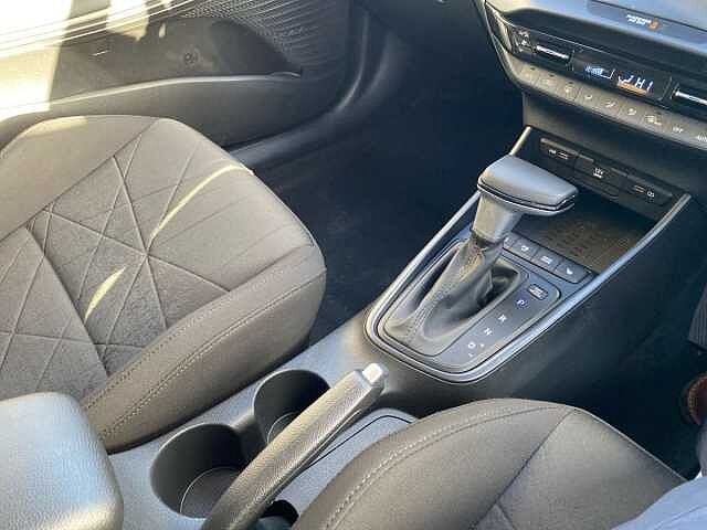 Hyundai BAYON 1.0 T-Gdi Mhev Premium Suv 5Dr Petrol Hybrid Dct Euro 6 (S/S) (100 Ps) Mangrove Green