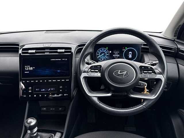 Hyundai TUCSON 1.6 T-Gdi Se Connect Suv 5Dr Petrol Manual Euro 6 (S/S) (150 Ps) Shimmering Silver