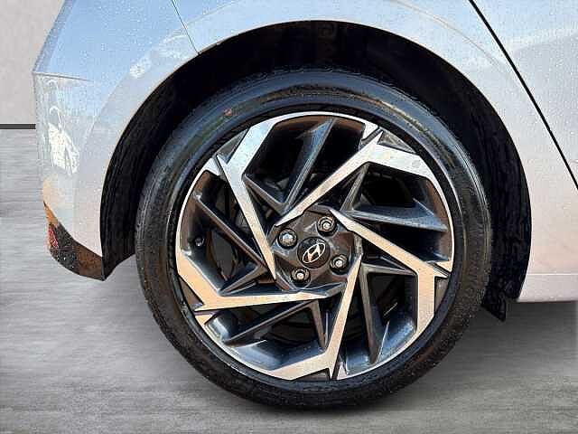 Hyundai I20 1.0 T-Gdi Mhev Premium Hatchback 5Dr Petrol Hybrid Dct Euro 6 (S/S) (100 Ps)