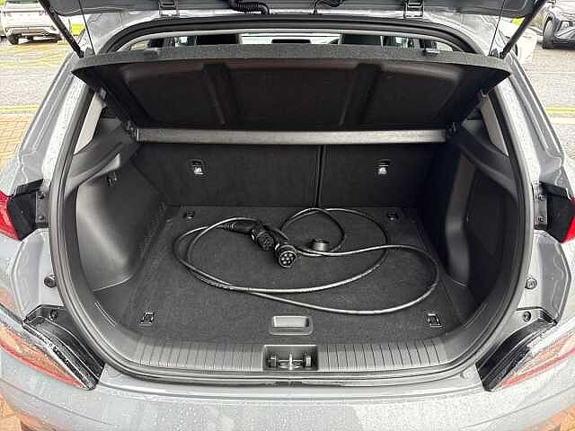 Hyundai KONA 64Kwh Ultimate Suv 5Dr Electric Auto (10.5Kw Charger) (204 Ps)