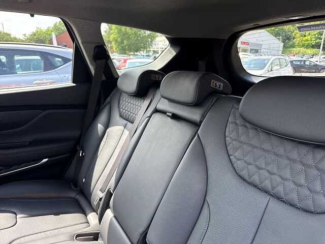 Hyundai SANTA FE 2.2 Crdi Premium Se Suv 5Dr Diesel Auto 4Wd Euro 6 (S/S) 7 Seat (200 Ps) Lava Orange