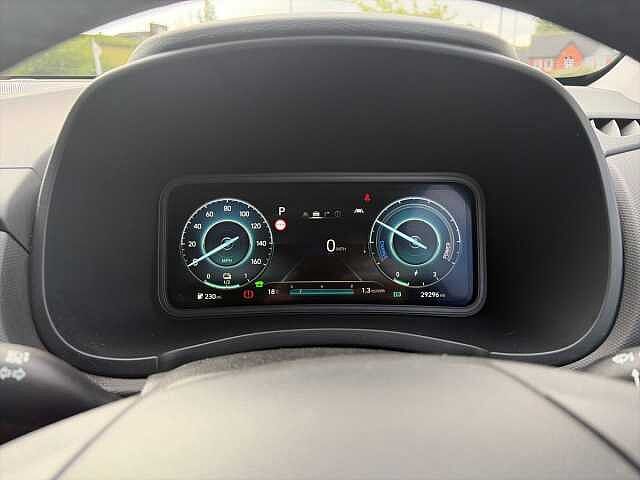 Hyundai KONA 64Kwh Premium Suv 5Dr Electric Auto (10.5Kw Charger) (204 Ps)