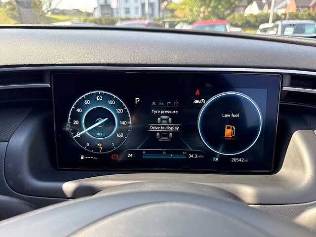 Hyundai TUCSON 1.6 T-Gdi Mhev Premium Suv 5Dr Petrol Hybrid Dct Euro 6 (S/S) (150 Ps)