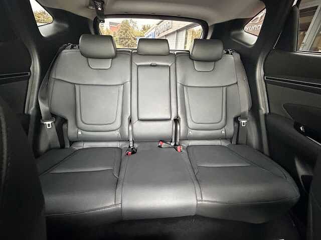 Hyundai TUCSON 1.6 T-Gdi Ultimate Suv 5Dr Petrol Manual Euro 6 (S/S) (150 Ps) Atlas White