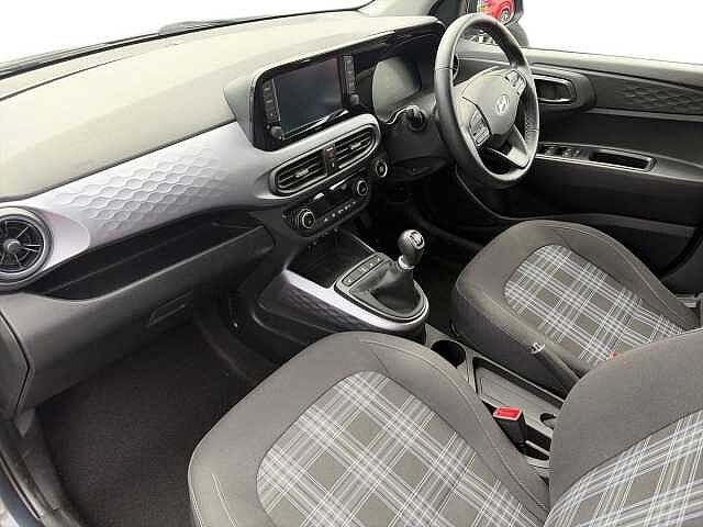 Hyundai I10 1.2 Premium Hatchback 5Dr Petrol Manual Euro 6 (S/S) (84 Ps)