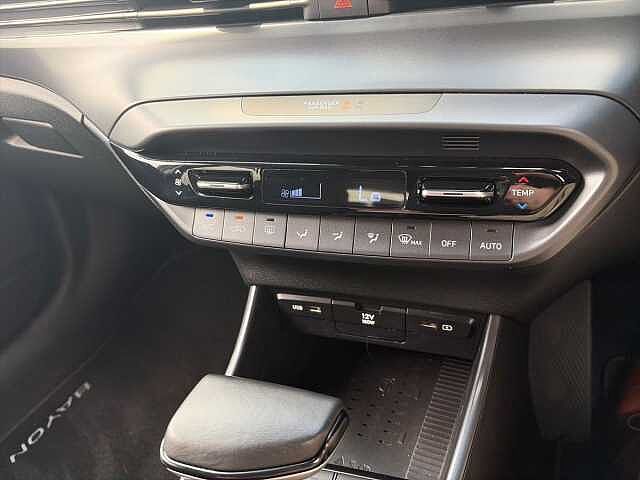 Hyundai BAYON 1.0 T-Gdi Mhev Premium Suv 5Dr Petrol Hybrid Dct Euro 6 (S/S) (100 Ps)
