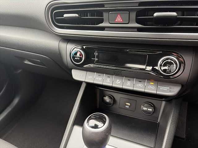 Hyundai KONA 1.6 H-Gdi Se Connect Suv 5Dr Petrol Hybrid Dct Euro 6 (S/S) (141 Ps)
