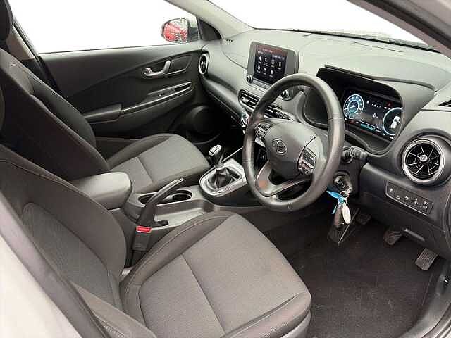 Hyundai KONA 1.0 T-Gdi Mhev Se Connect Suv 5Dr Petrol Hybrid Manual Euro 6 (S/S) (120 Ps)