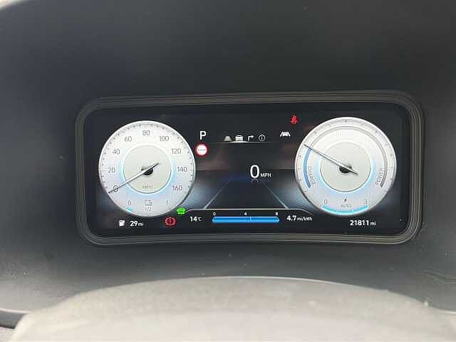 Hyundai KONA 64Kwh Premium Suv 5Dr Electric Auto (10.5Kw Charger) (204 Ps)