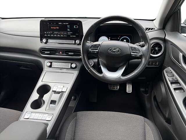 Hyundai KONA 64Kwh Premium Suv 5Dr Electric Auto (10.5Kw Charger) (204 Ps)