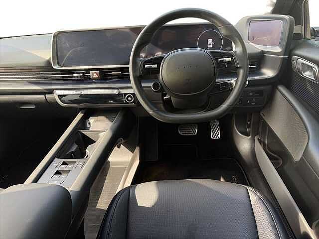 Hyundai IONIQ 6 77.4Kwh Ultimate Saloon 4Dr Electric Auto (228 Ps) Serenity White