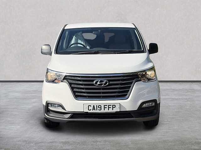Hyundai I800 2.5 Crdi Se Mpv 5Dr Diesel Manual Euro 6 (136 Ps) Creamy White