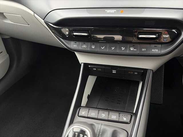 Hyundai BAYON 1.0 T-Gdi Mhev Ultimate Suv 5Dr Petrol Hybrid Manual Euro 6 (S/S) (100 Ps)