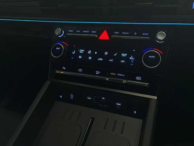 Hyundai SANTA FE 1.6T Calligraphy Suv 5Dr Petrol Hybrid Auto 4Wd Euro 6 (S/S) (7Seat) (239 Ps)