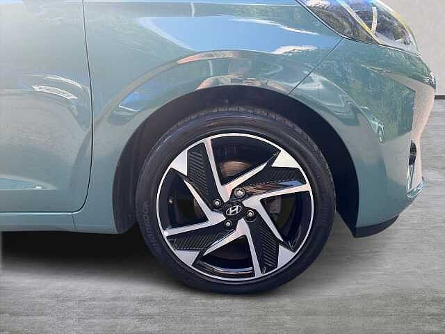 Hyundai I10 1.0 Premium Hatchback 5Dr Petrol Manual Euro 6 (S/S) (67 Ps) Mangrove Green