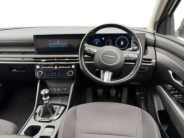 Hyundai TUCSON 1.6 T-Gdi Advance Suv 5Dr Petrol Manual Euro 6 (S/S) (160 Ps) Atlas White