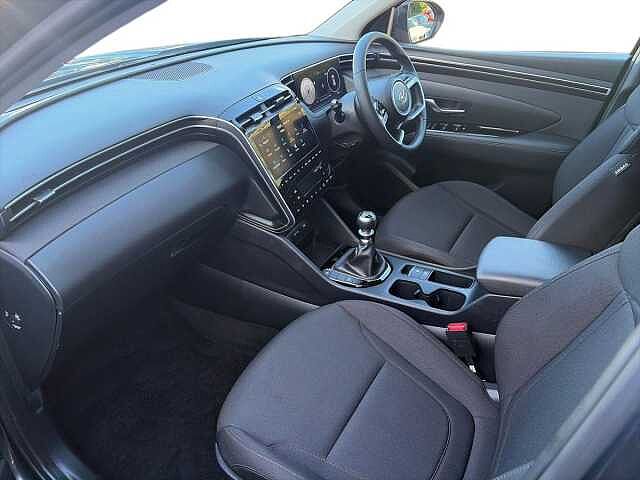 Hyundai TUCSON 1.6 T-Gdi Se Connect Suv 5Dr Petrol Manual Euro 6 (S/S) (150 Ps) Dark Knight Grey
