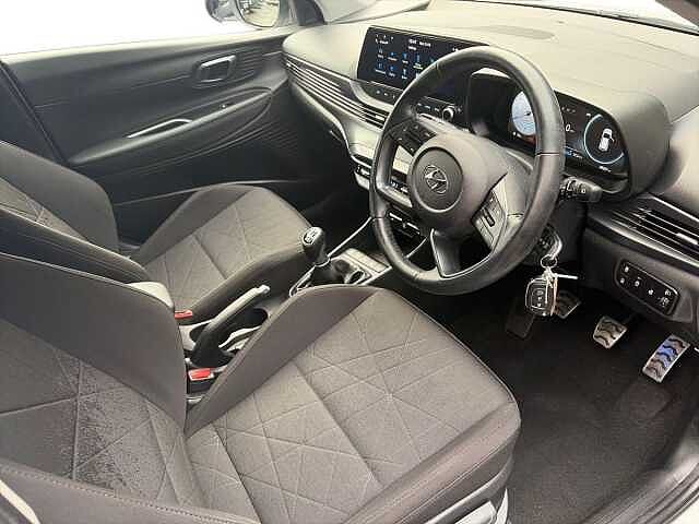 Hyundai BAYON 1.0 T-Gdi Mhev Premium Suv 5Dr Petrol Hybrid Manual Euro 6 (S/S) (100 Ps)